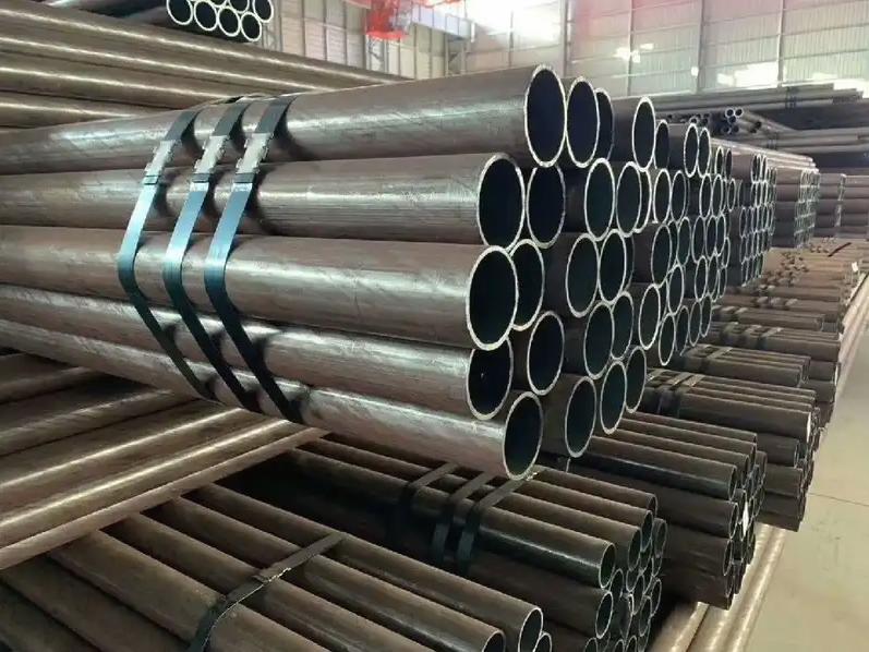 Труба бесшовная горячедеформированная 70х6 мм