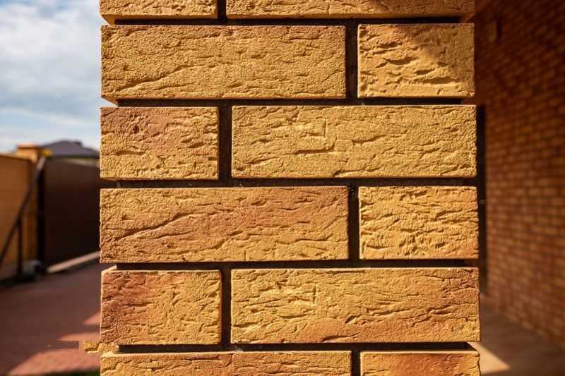 Кирпич клинкерный Muhr 02 Gelb Bunt рустик, 240х115х71 мм